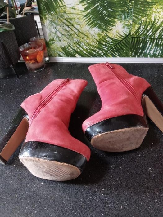 Botki wiosenne czerwone roz.36
