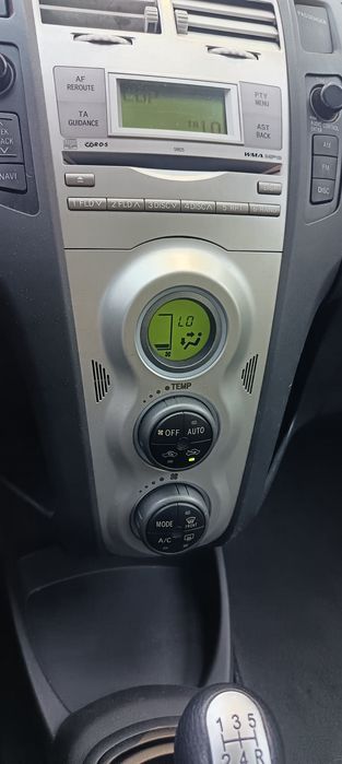 Toyota Yaris  1.0