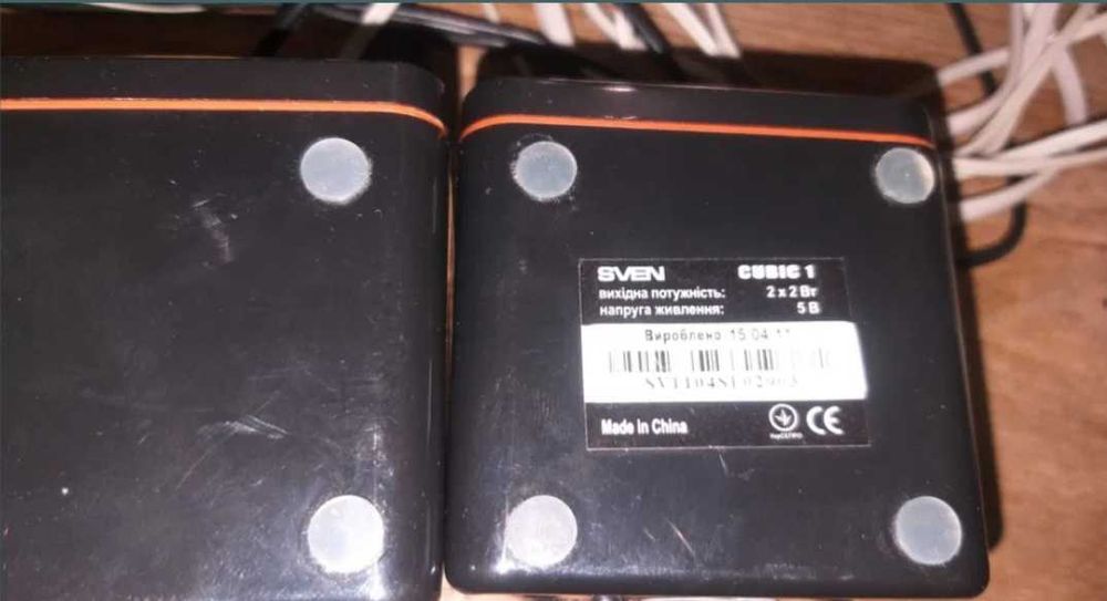 Колонки акустические Sven Cubik 1