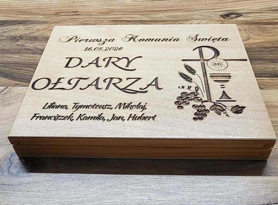 Ozdobne opakowanie Dar ołtarza Personalizowany grawer na różne okazje