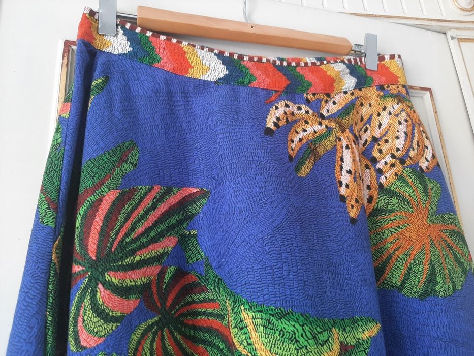 Saia Midi Farm Rio
