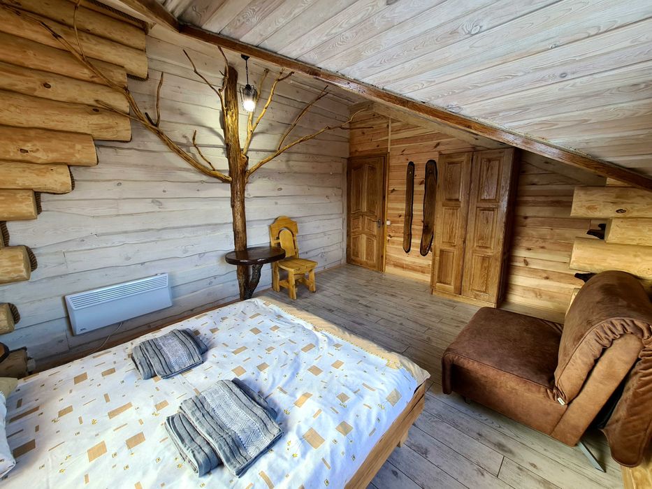 Котедж/Будинок біля Києва подобово для свят. Заміський відпочинок.