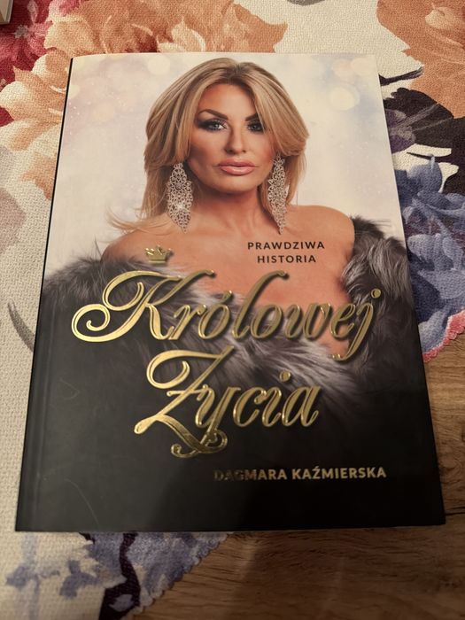 Sprzedam Książkie Królowej Życia