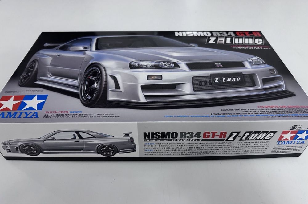 Samochód Nissan NISMO R34 GT-R Z-tune model Tamiya 24282