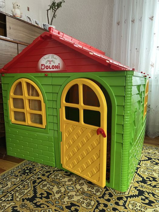 Продам дитячий будинок