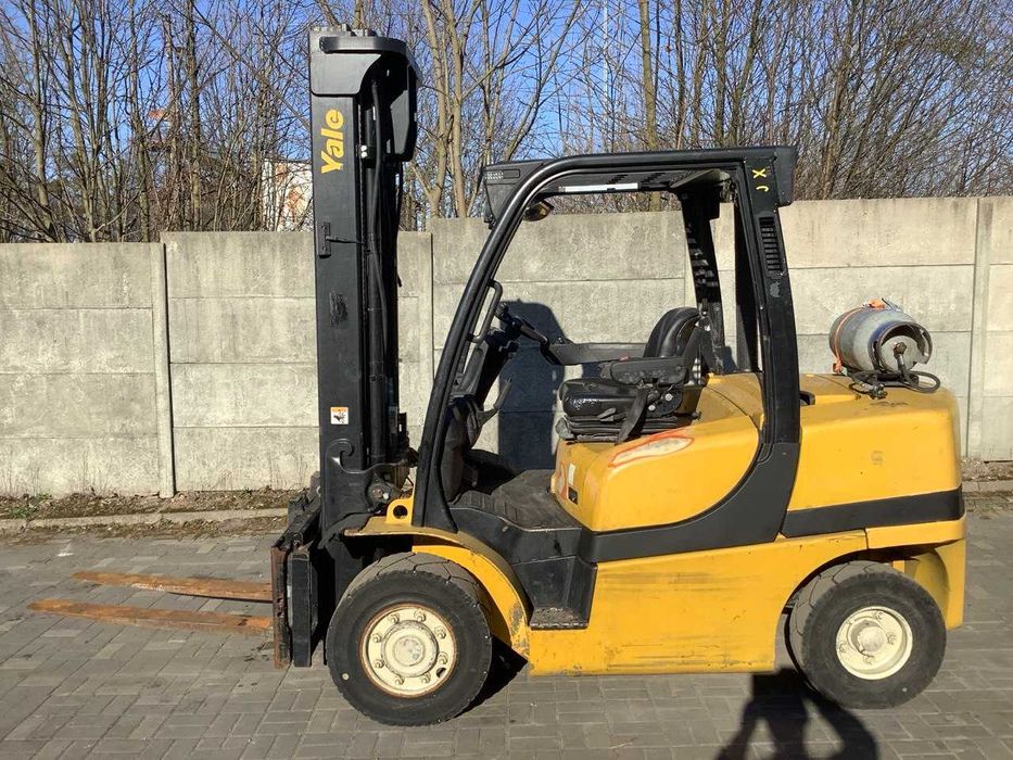 Yale GLP40 2019 | 4t | 4,25 m | Przesuw | LPG
