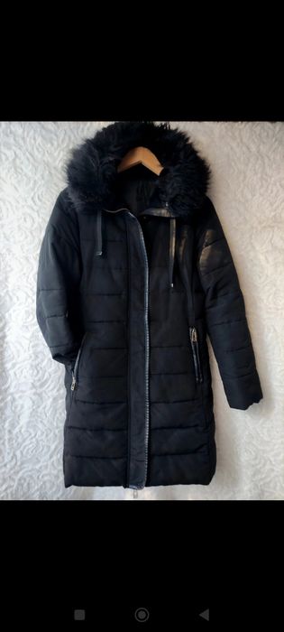 Elegancki płaszczyk ocieplany Stradivarius L