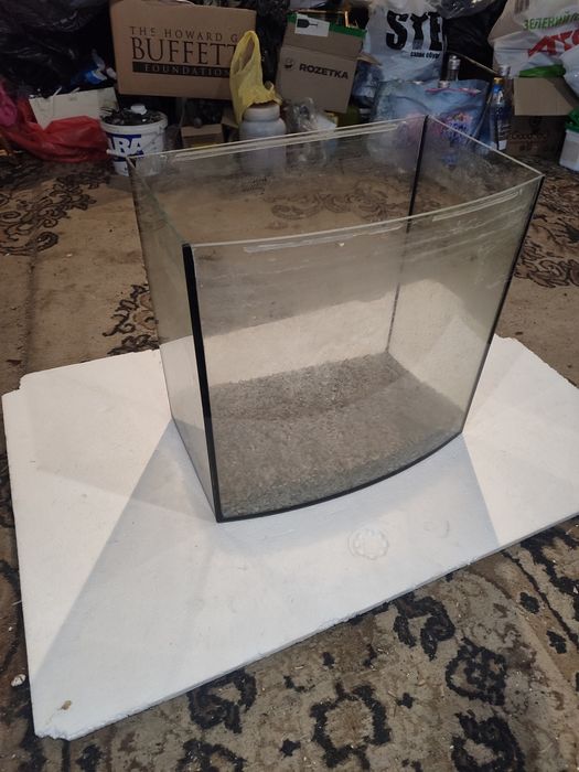 Продам аквариум для рыбок