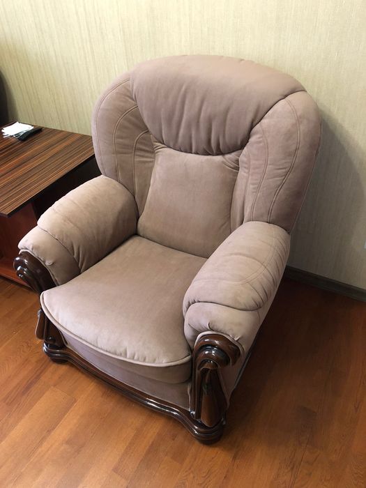 Перетяжка мебели