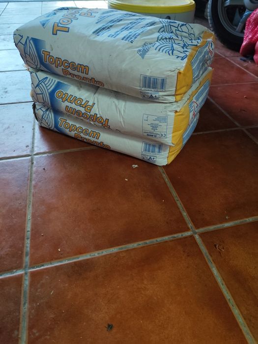 Argamassa Pré-Misturada Pronta - Topcem Pronto da Mapei