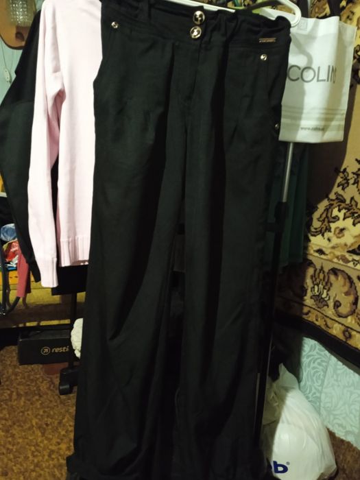 Брюки жіночі стильні