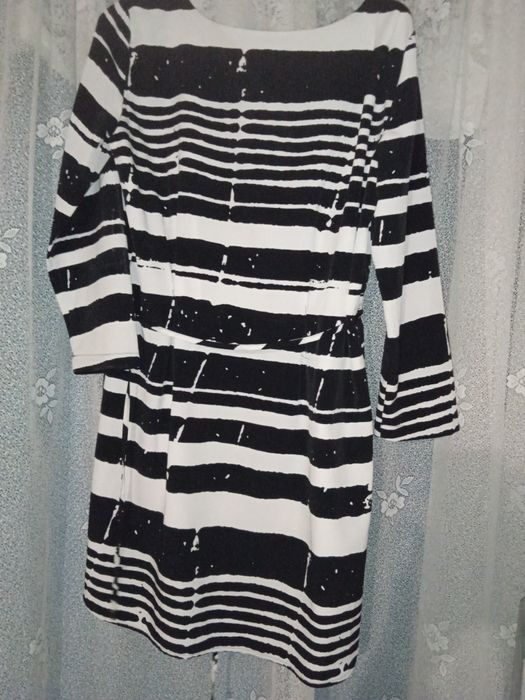 Сукня в ідеальному стані