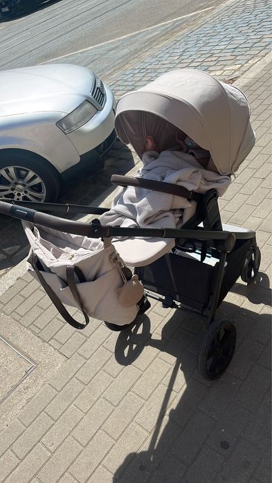 Wózek Venicci Claro 2w1 vanilla + adaptery