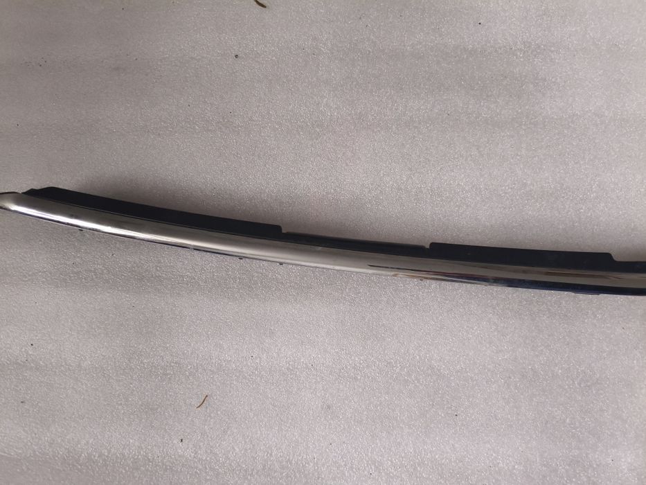 Mercedes-Benz V- klasa Vito W447 14R- listwa atrapy grilla