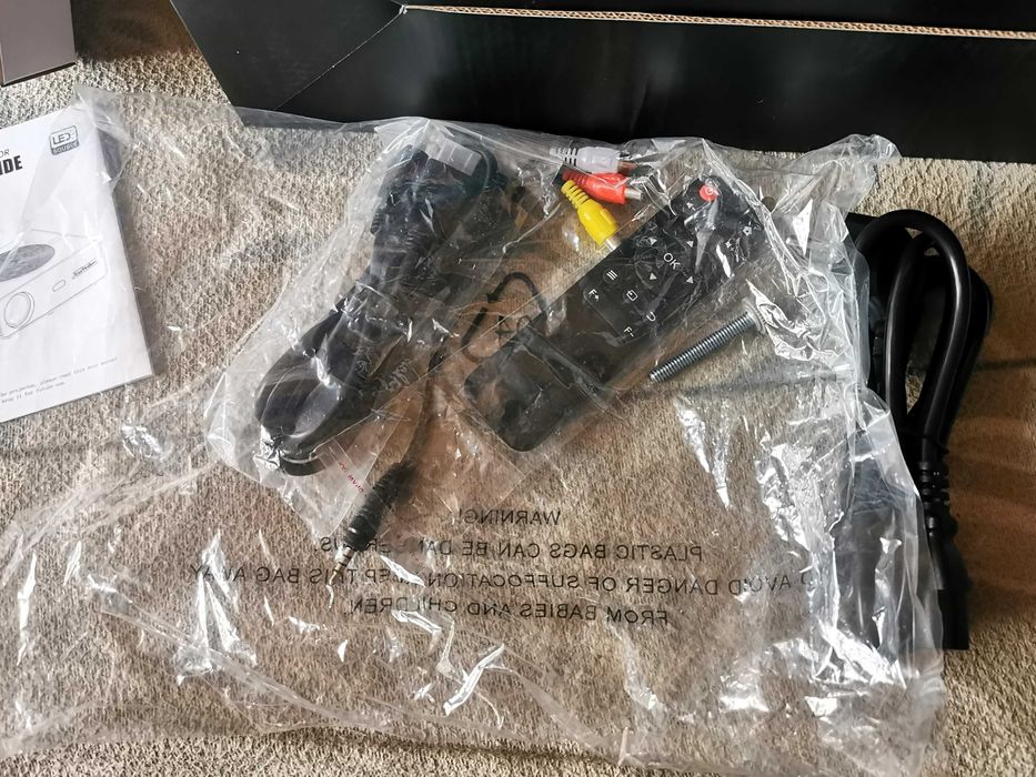 Проектор TouYinger Q11 Game Version 1920х1080 FullHD 700 Ansi