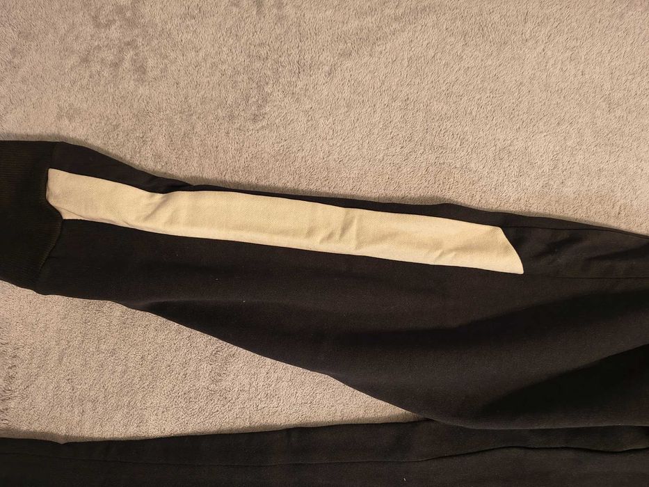 Spodnie dresowe r.S - Sinsey