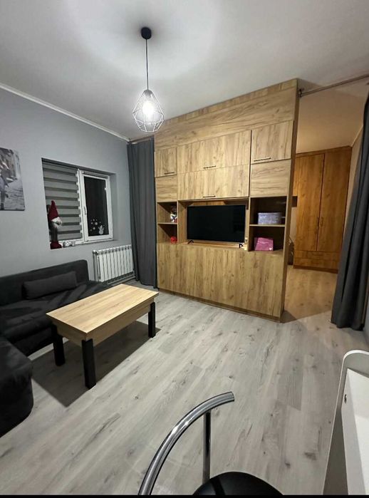 Продаж частини будинку в центрі міста!! Супер локація!