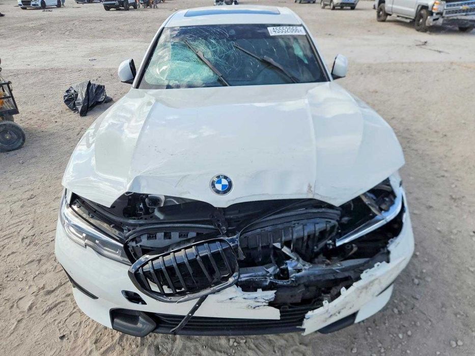 BMW 330XI 2020 гарний стан