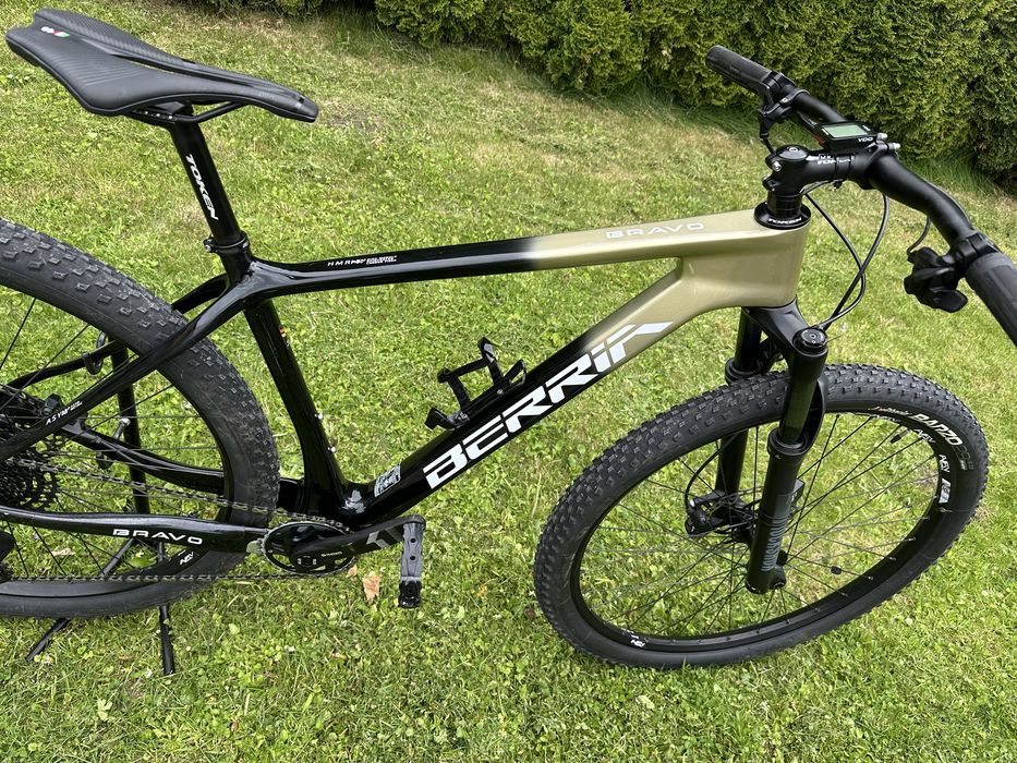 Rower MTB Berria Bravo karbon carbon M