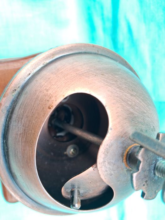 Кавомолка з дерева і кераміки