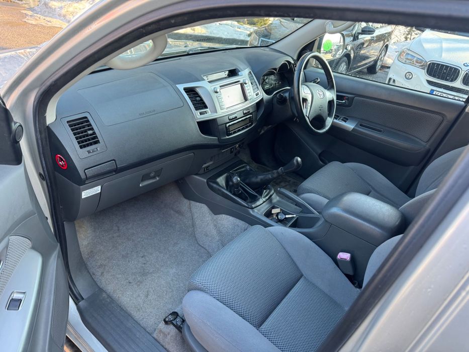 Toyota hilux 2012 rok 3.0D Anglik pick-up