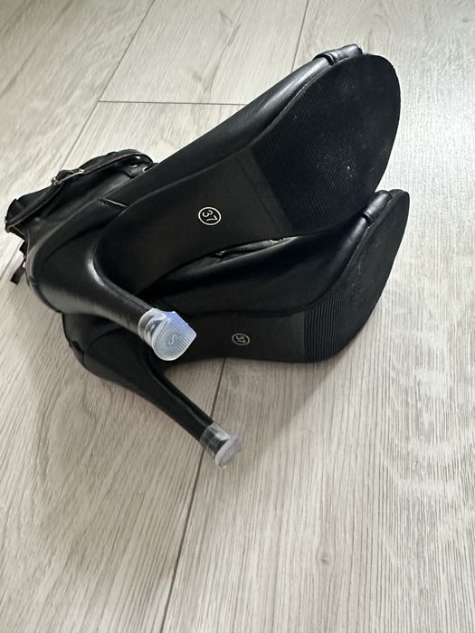 Взуття для high heels 37 розмір шкіряне