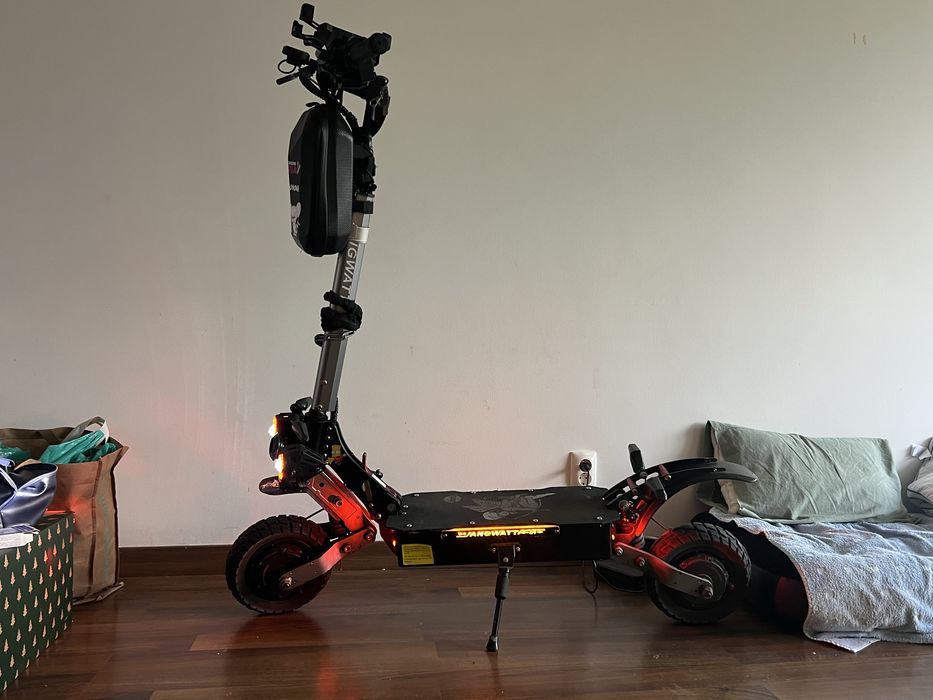 Trotinete elétrica potente Angwatt C1