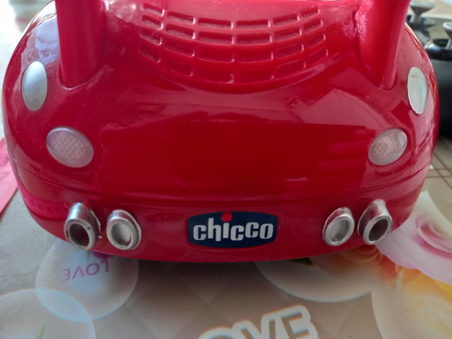 Машинка на радіокеруванні chicco