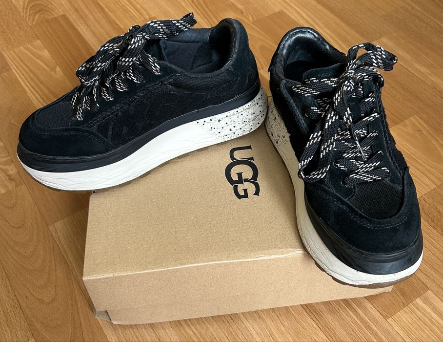 Кросівки UGG демісезонні