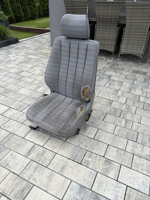 Fotel kierowcy mercedes w201 szary
