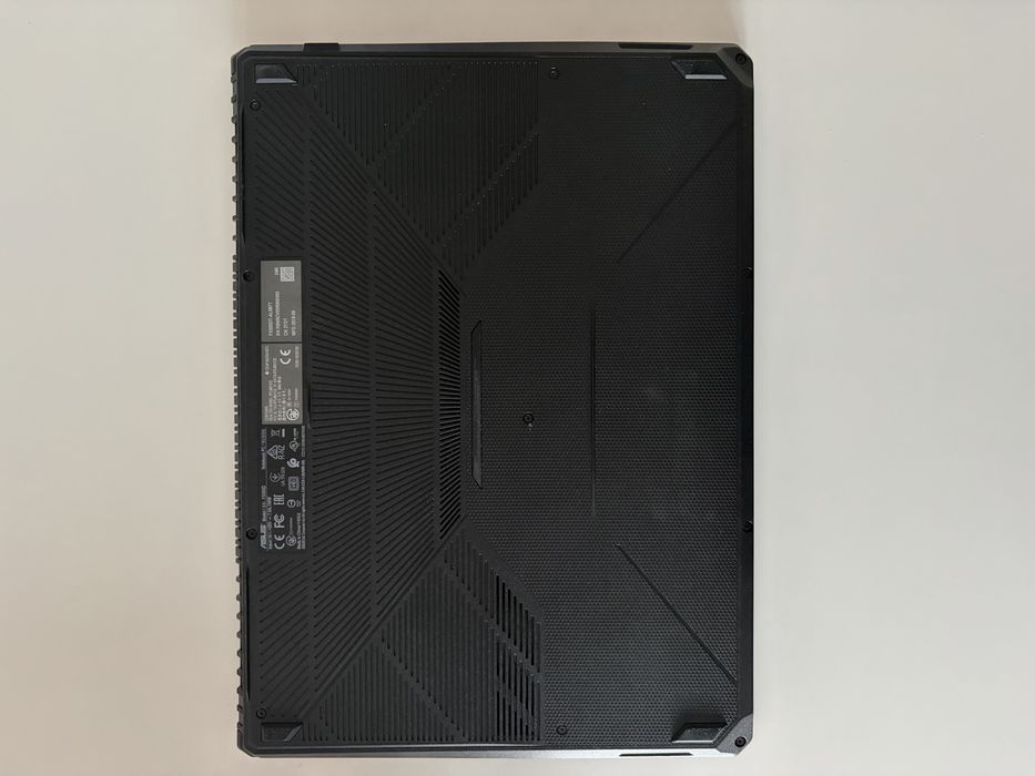 Laptop gamingowy Asus TUF Gaming FX505DT Windows 11