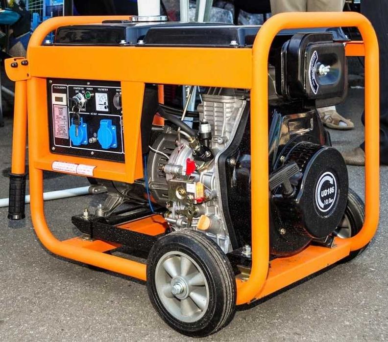 Дизельний генератор 5 кВт DG5000E