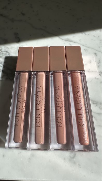 Konturownia Beauty zestaw 4 błyszczyków do ust