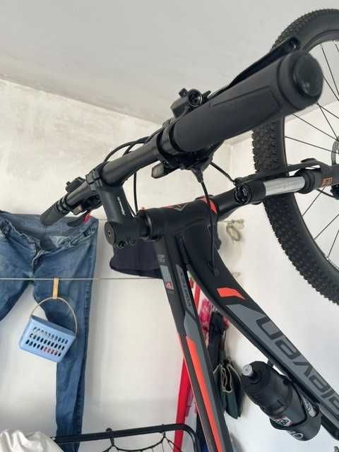Bicicleta Eleven Vortex 1.0 com 25 km