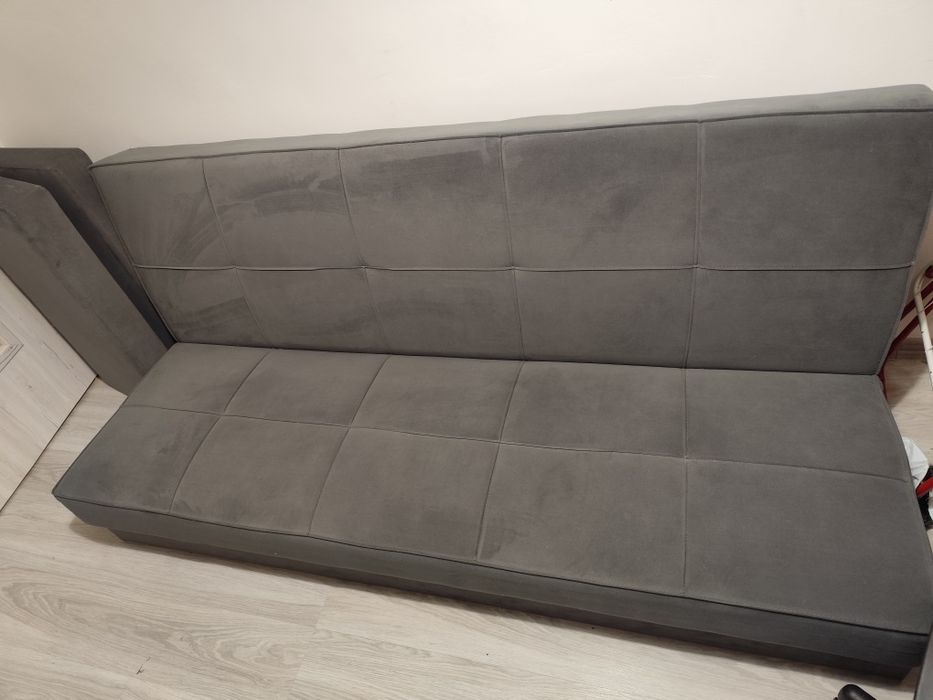 Szara rozkładana kanapa 190x110cm