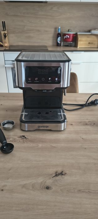 Ekspres do kawy Gorenje ESCM15CD
