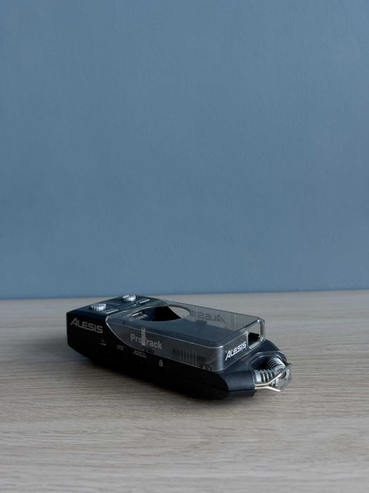 Alesis Pro Track – Audio Recorder for iPod/iPhone64751879290755121