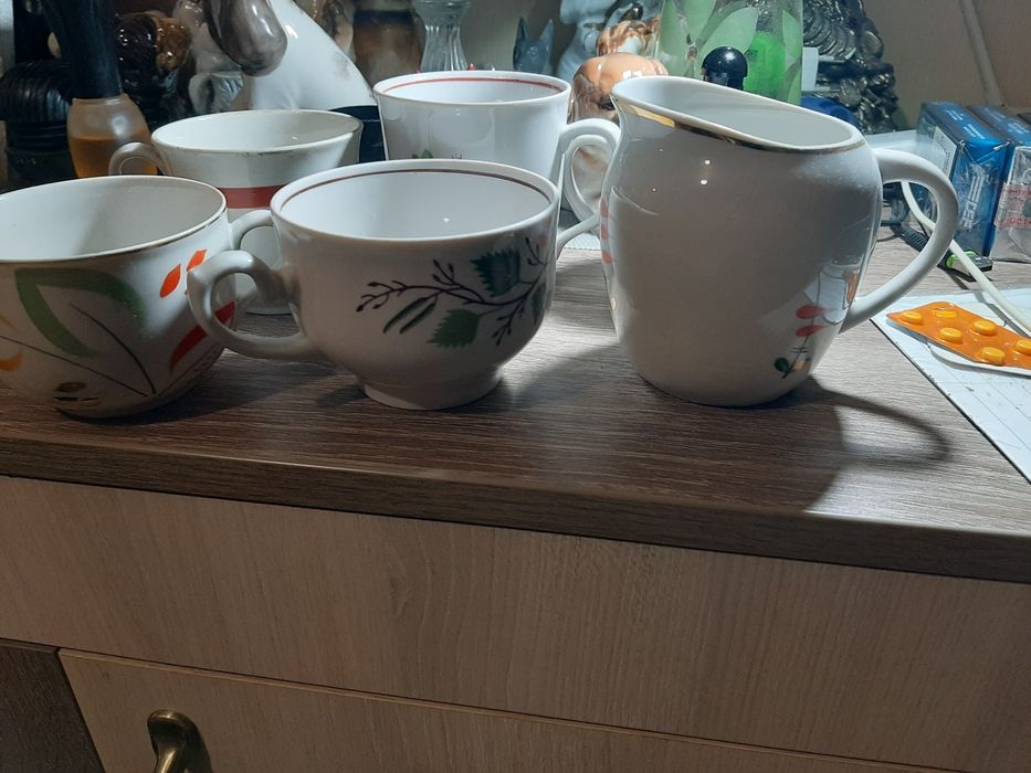 Порцеляна,фарфор.