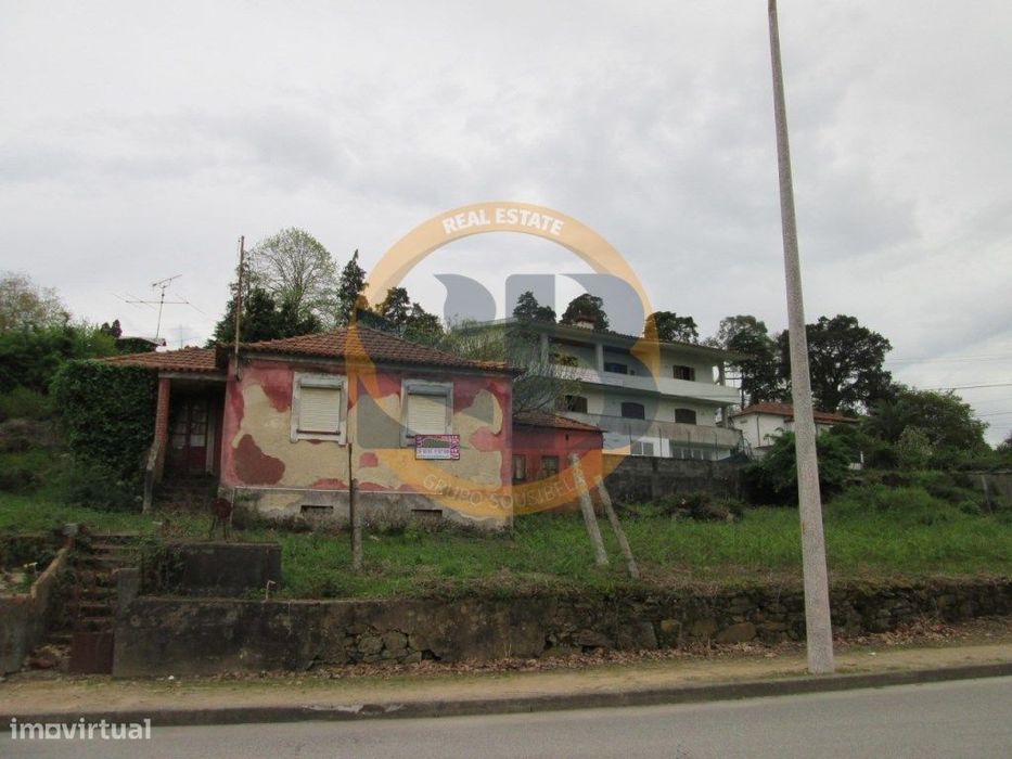 Moradia centro São João da Madeira