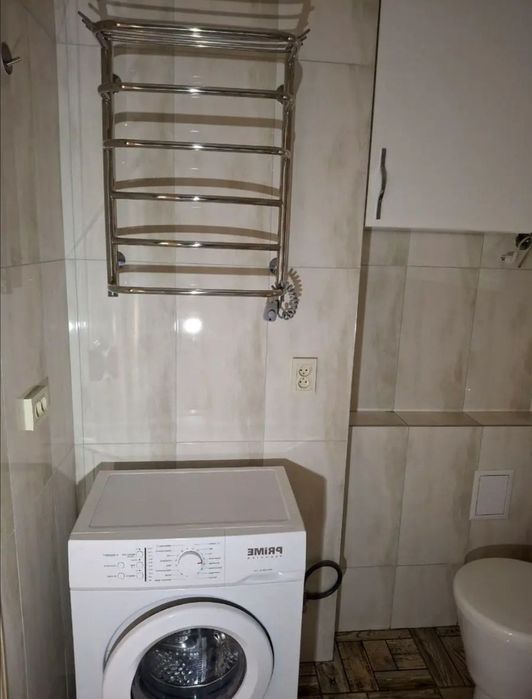 Квартира з ремонтом, вул. Драгоманова  2, Позняки