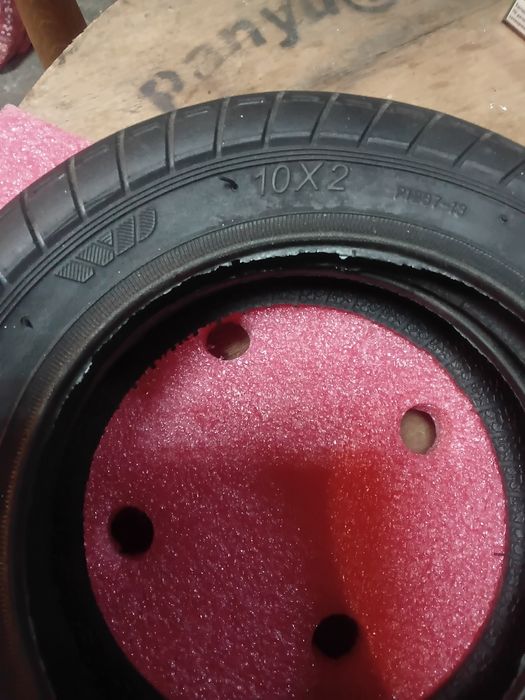 Шини 10×2 Коляска