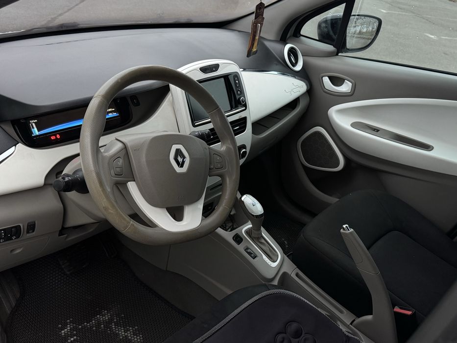 Renault Zoe 2015