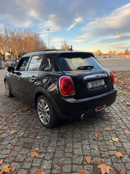 MINI 5 Portas Cooper Aut. Seven Chili foto 3