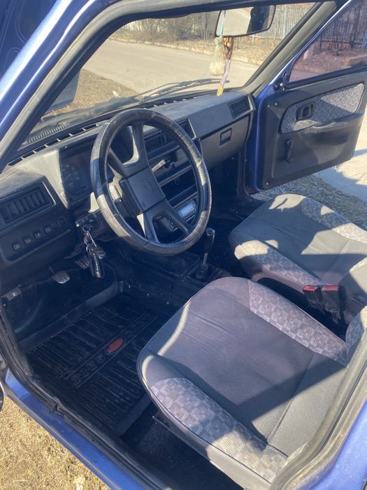 Продам машину на полном ходу