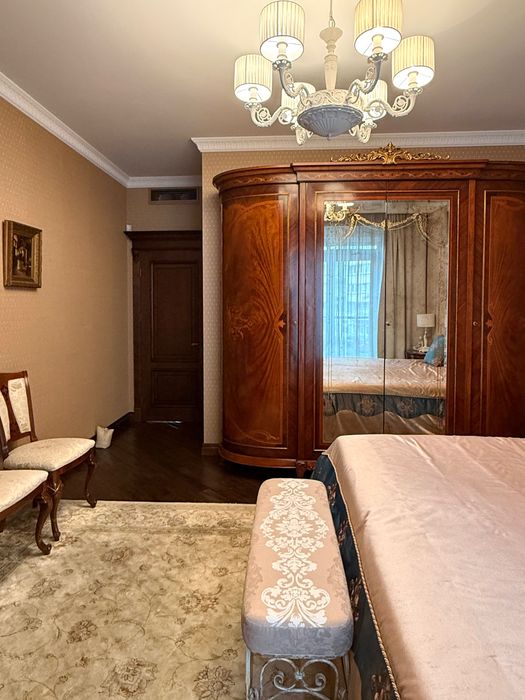 Продаж квартири. Розкіш на Дніпрі: Riviera Riverside 118м² Ексклюзивний ремонт, італійські меблі, тиха секція. Дніпровський район. Без %!