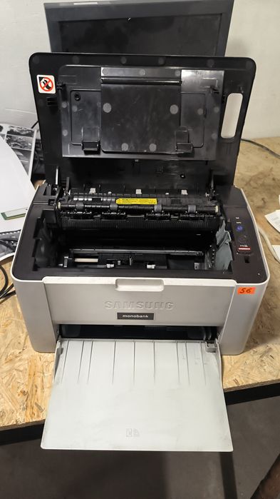 Принтер Samsung Xpress M2020W Wi-Fi