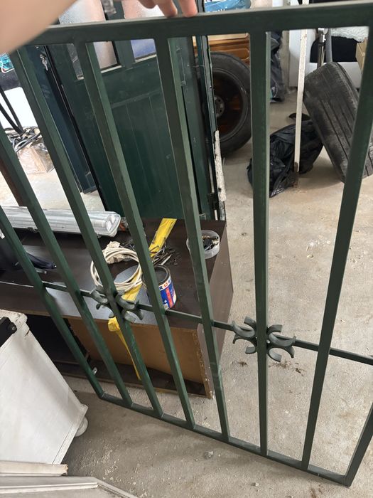 Vendo porta de aluminio