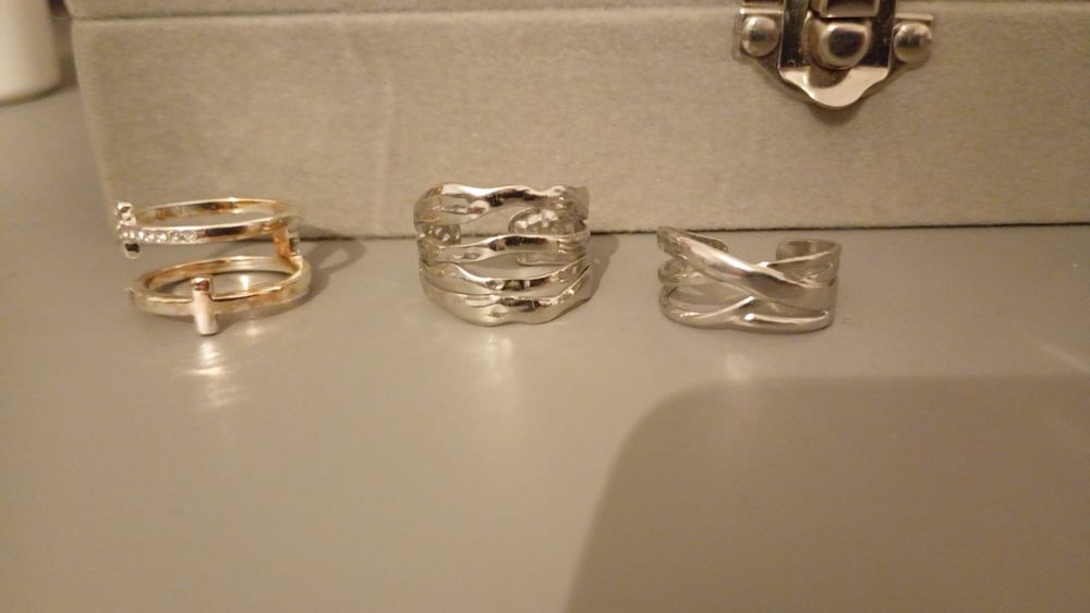 2 Pulseiras+ 3 anéis