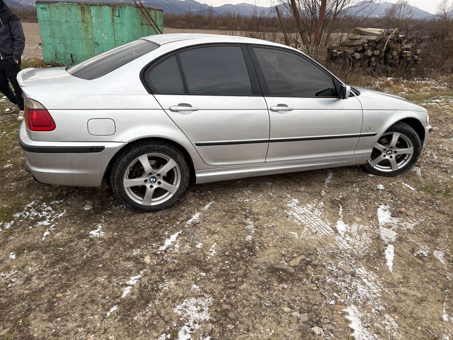 Продам бмв е 46.