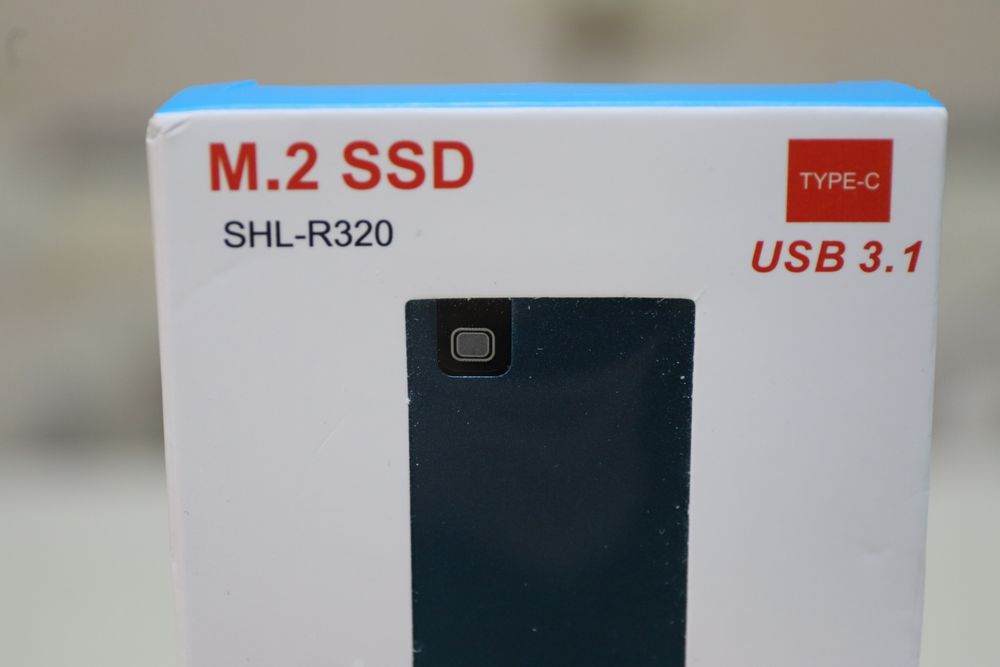 Portable  SSD  SHL - R 320  3.1
